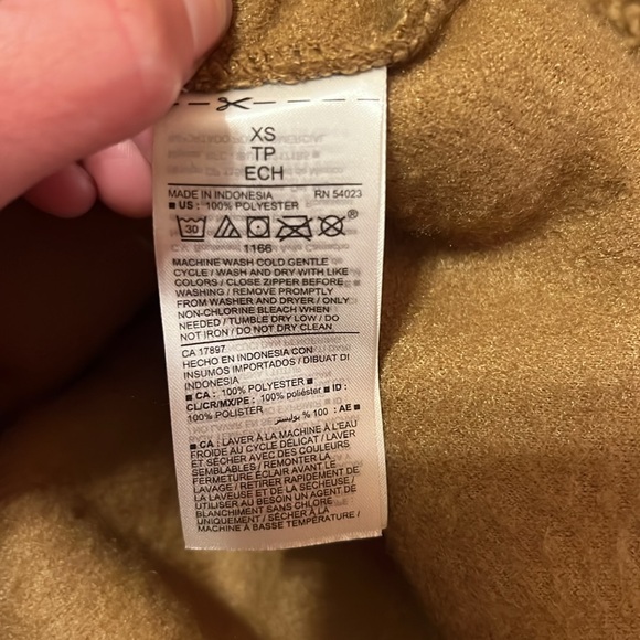 NWT Old Navy 1/2 Zip Sherpa Pullover in Chocolate - Picture 7 of 8